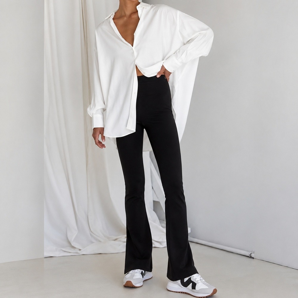 DISSH Black Hicks Crepe Flare Pants Size 2
